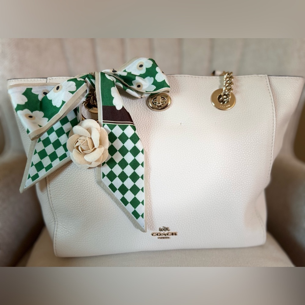 Coach Turn Lock Leather Tote